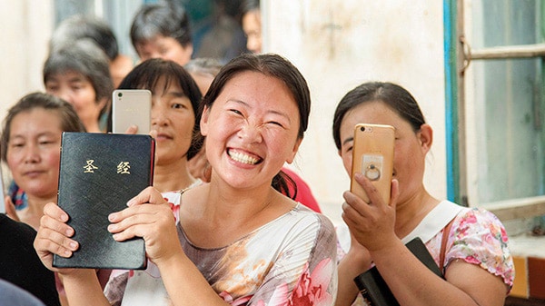 Kinas kristna ber om fler biblar. Efterfrågan är enorm.